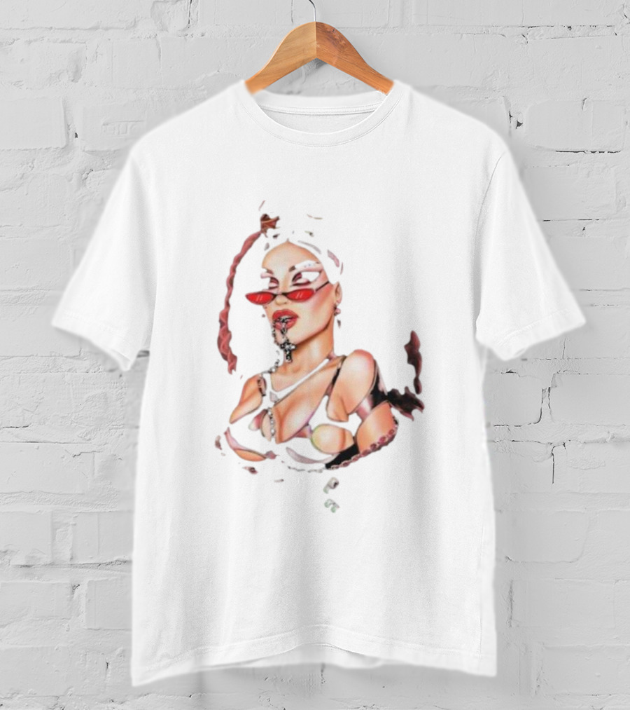 Kylie Sonique Love Goth Style In Edgy Outfit And Red Glasses T-Shirt