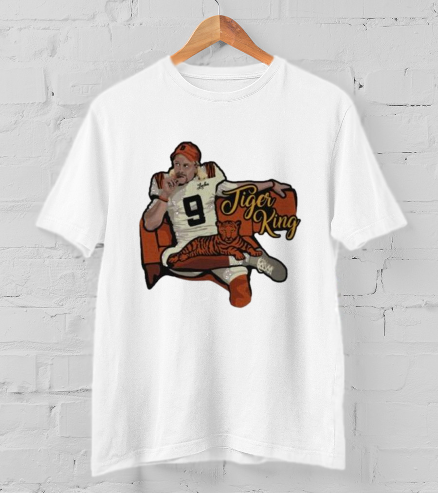 Cincinnati 9 Tiger King Football Player With Orange-Striped Tiger T-Shirt