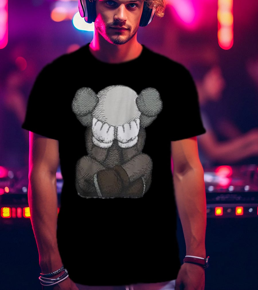 Kaws Companion Uniqlo Tokyo Mori Arts Gallery Exclusive T-Shirt