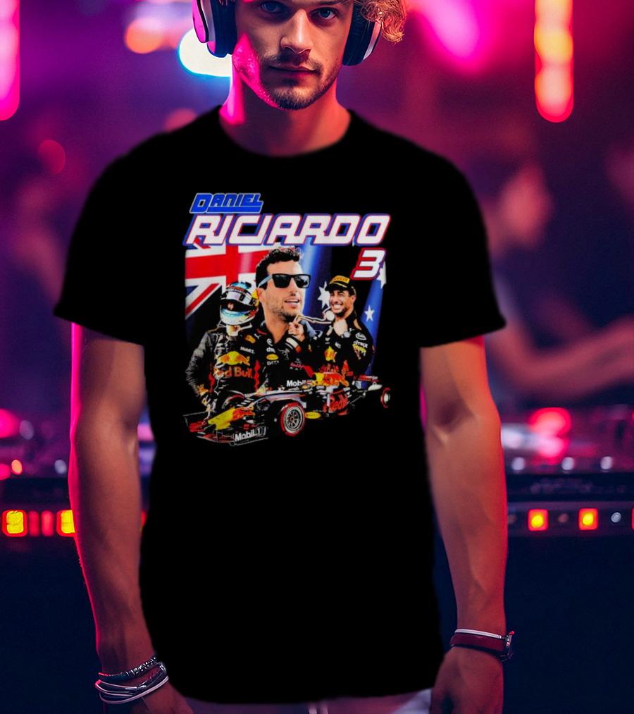 Daniel Ricciardo Red Bull Racing 3 With Australian Flag Background T-Shirt