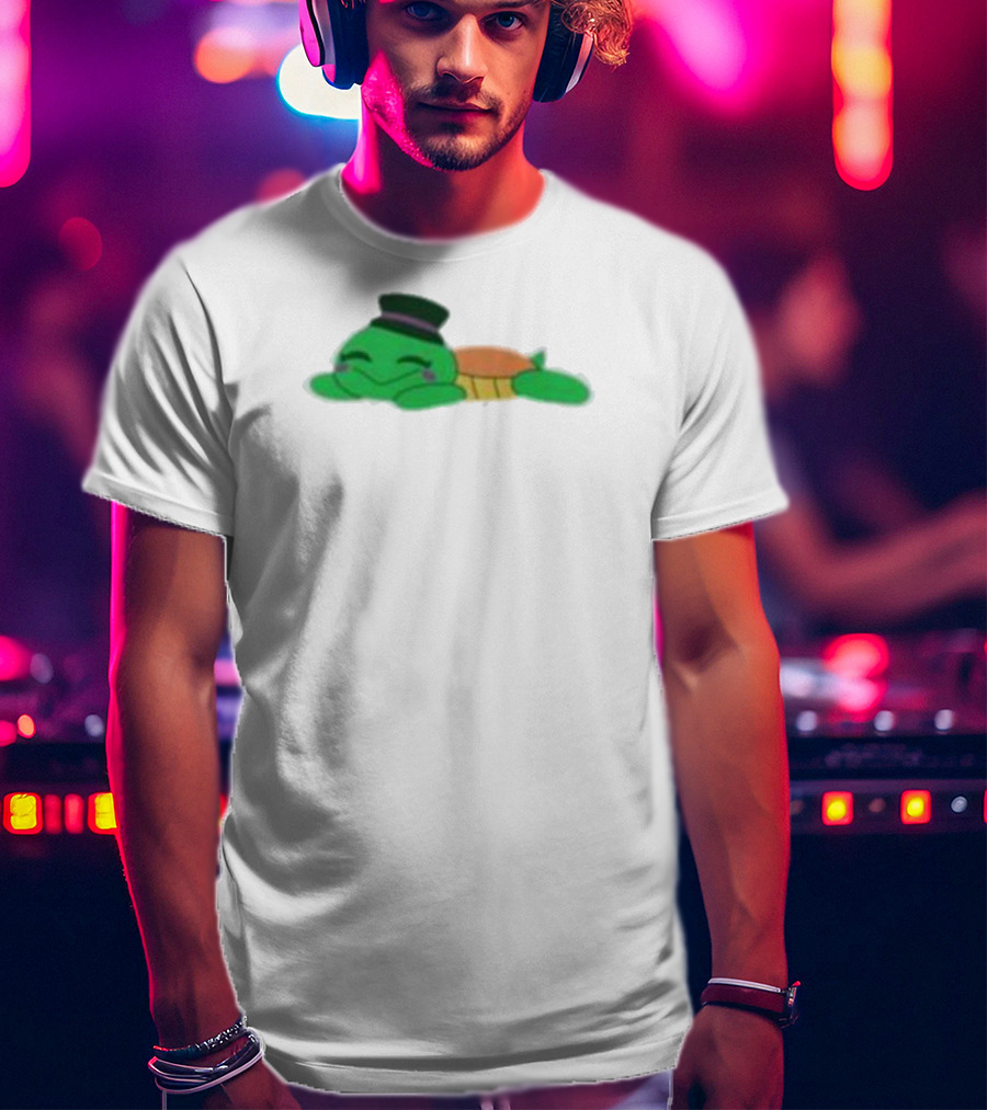 Mr Springs Sleepy Turtle Cute Cartoon Top Hat T-Shirt