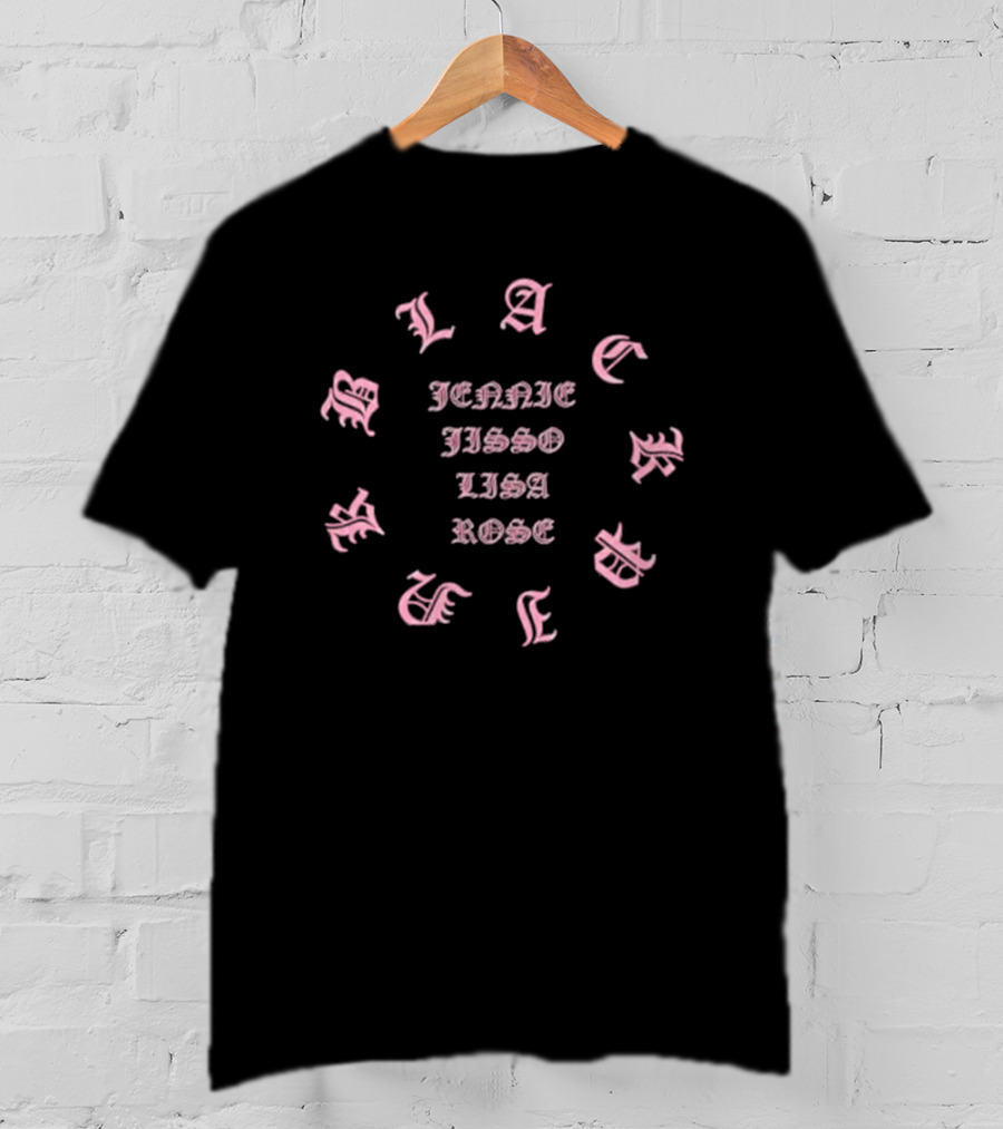 BLACKPINK Gothic Names Circle JENNIE JISOO LISA ROSE T-Shirt