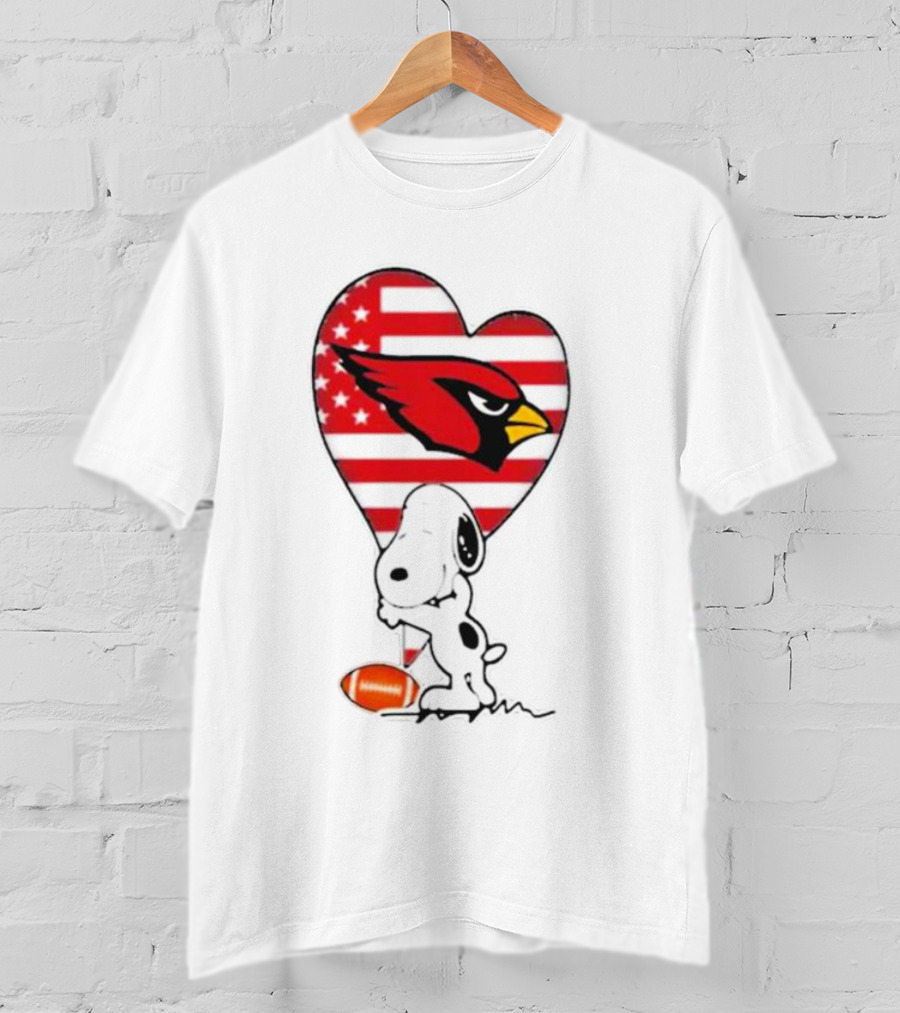 Arizona Cardinals NFL Football Peanuts Movie Snoopy Hugging Heart T-Shirt