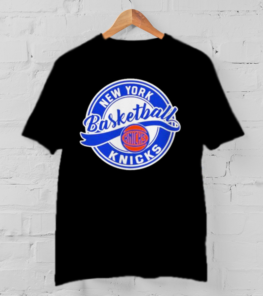 New York Knicks Basketball Circle T-Shirt