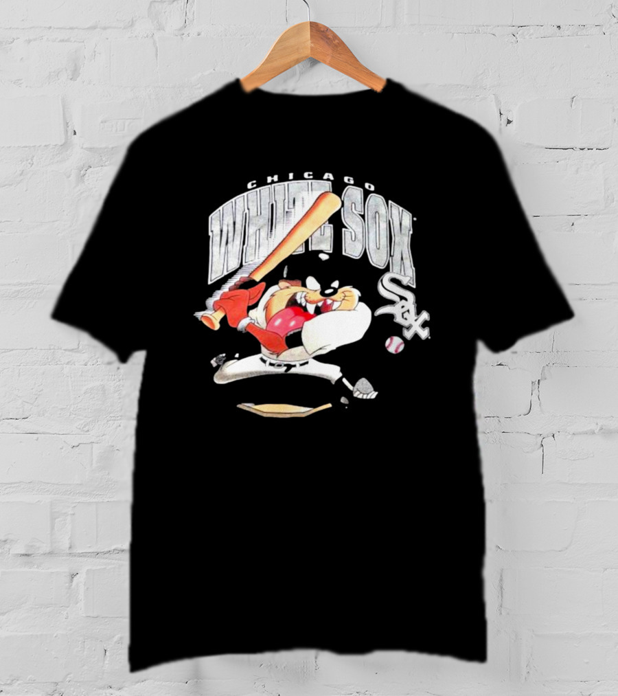 Chicago White Sox 1996 Taz Baseball Character With Bat T-Shirt