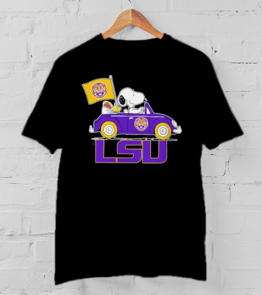 Snoopy And Woodstock Driving Purple LSU Car With Flag T-Shirt