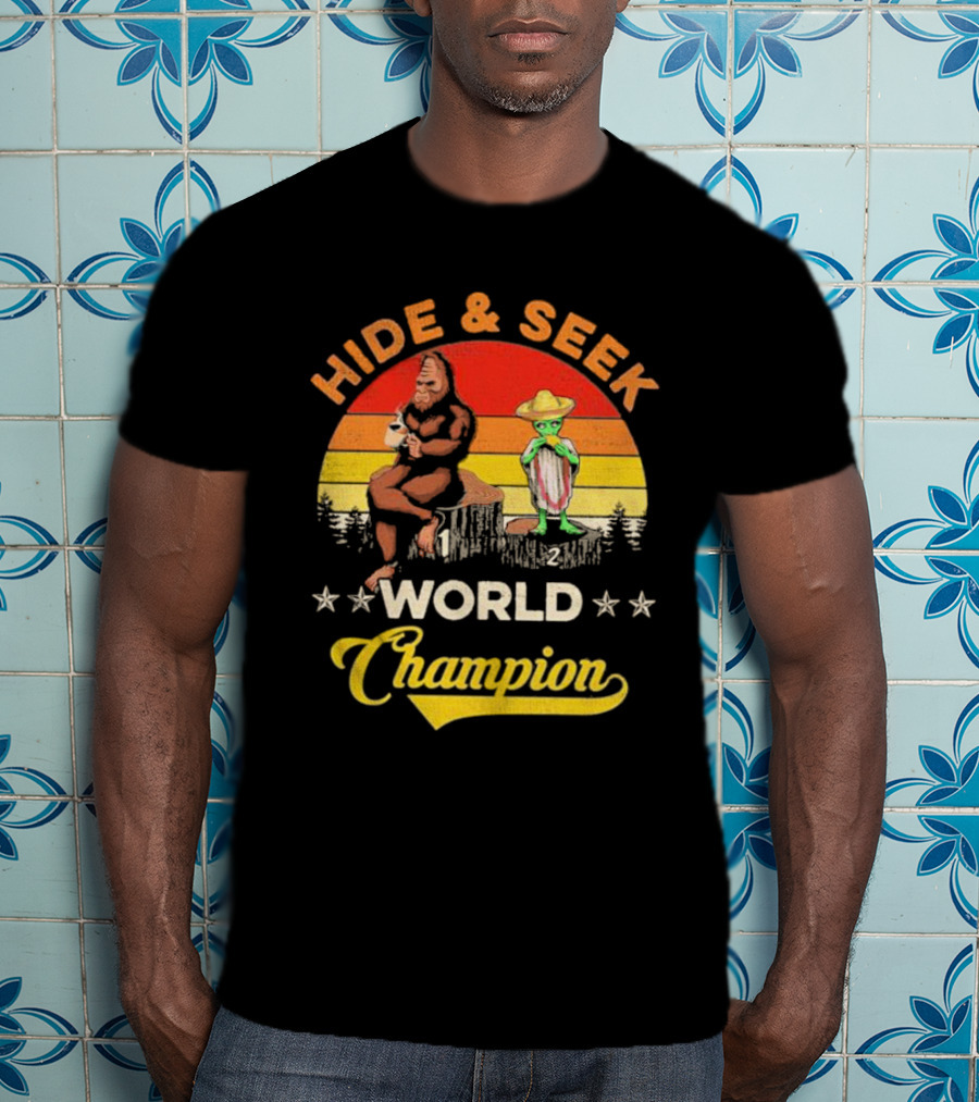 Hide And Seek World Champion Bigfoot Alien Vintage Retro T-Shirt