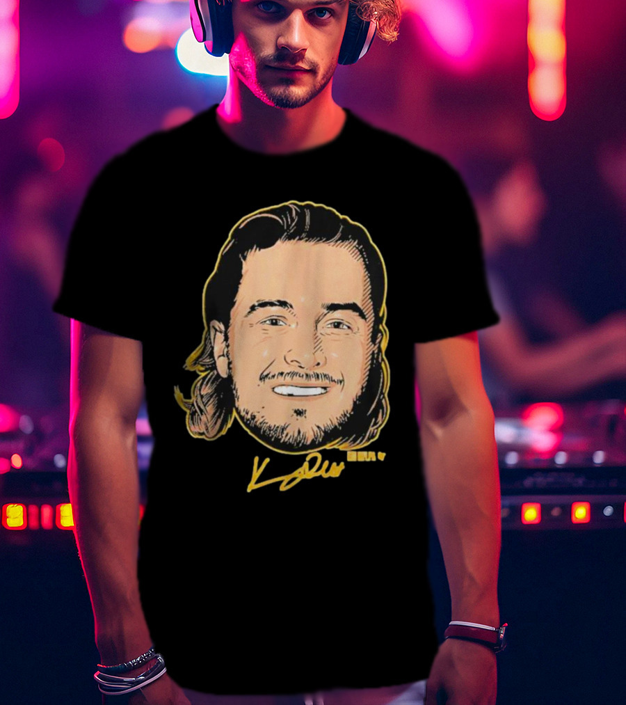 Kenny Pickett Swag Head Signature Présente T-Shirt