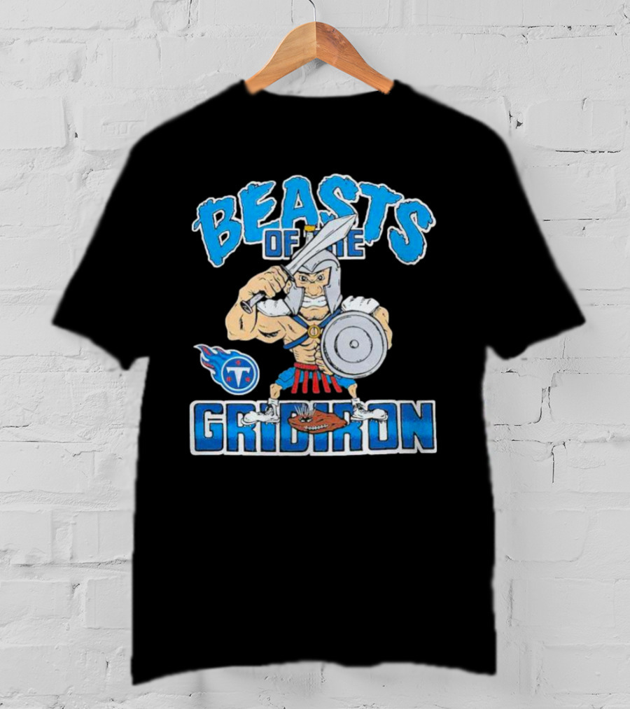 Tennessee Titans Beasts Of The Gridiron Warrior With Sword And Shield T-Shirt