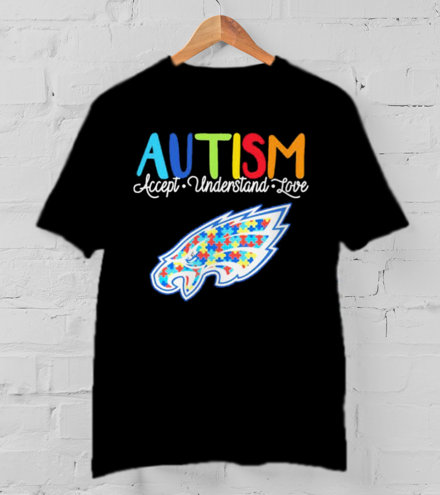 Philadelphia Eagles Autism Accept Understand Love Puzzle T-Shirt