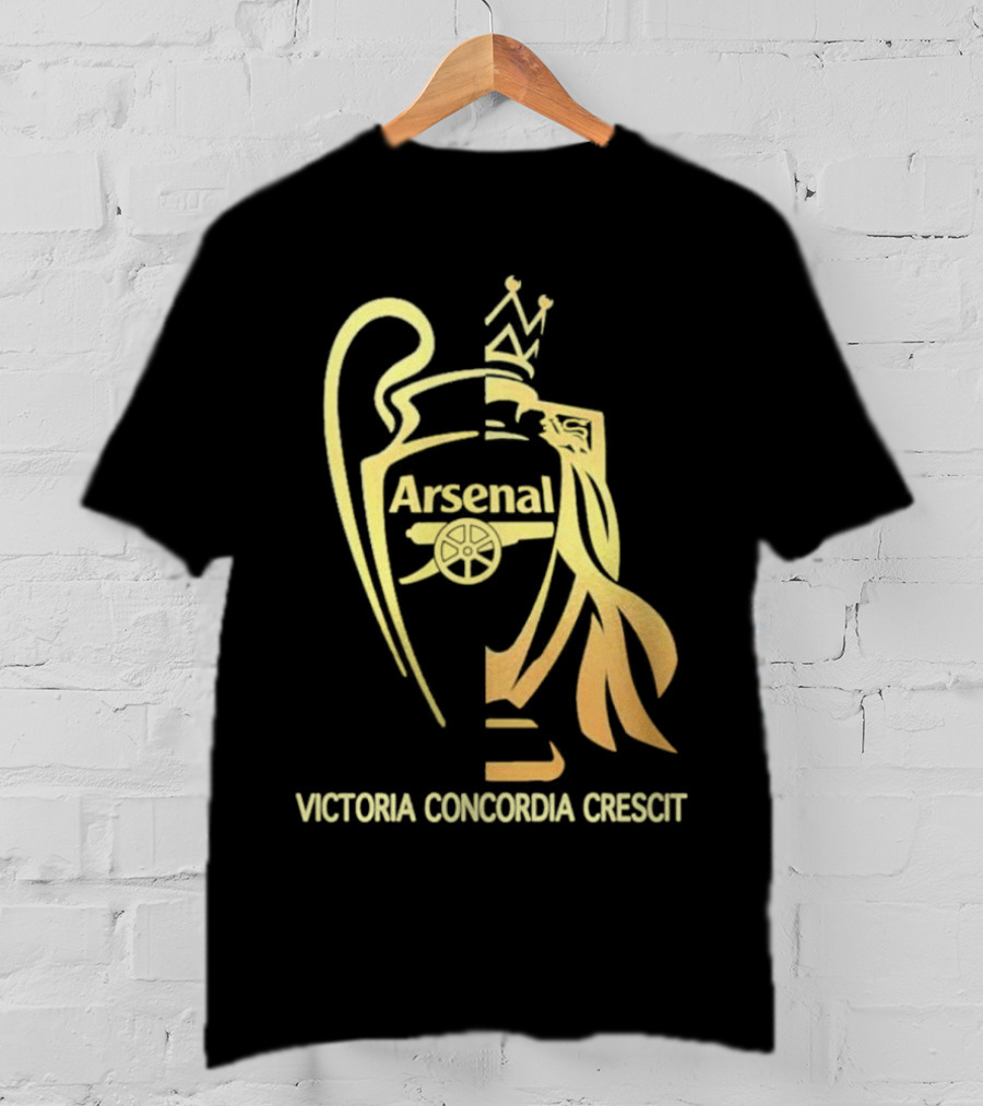 Arsenal Victoria Concordia Crescit Trophy T-Shirt
