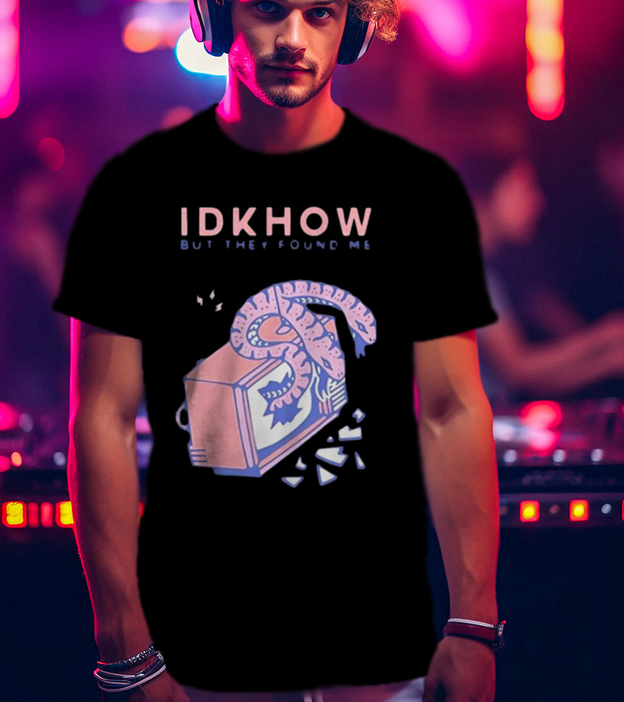 IDKhow But They Found Me Snake Crushed TV Pastel Pink Blue Image T-Shirt