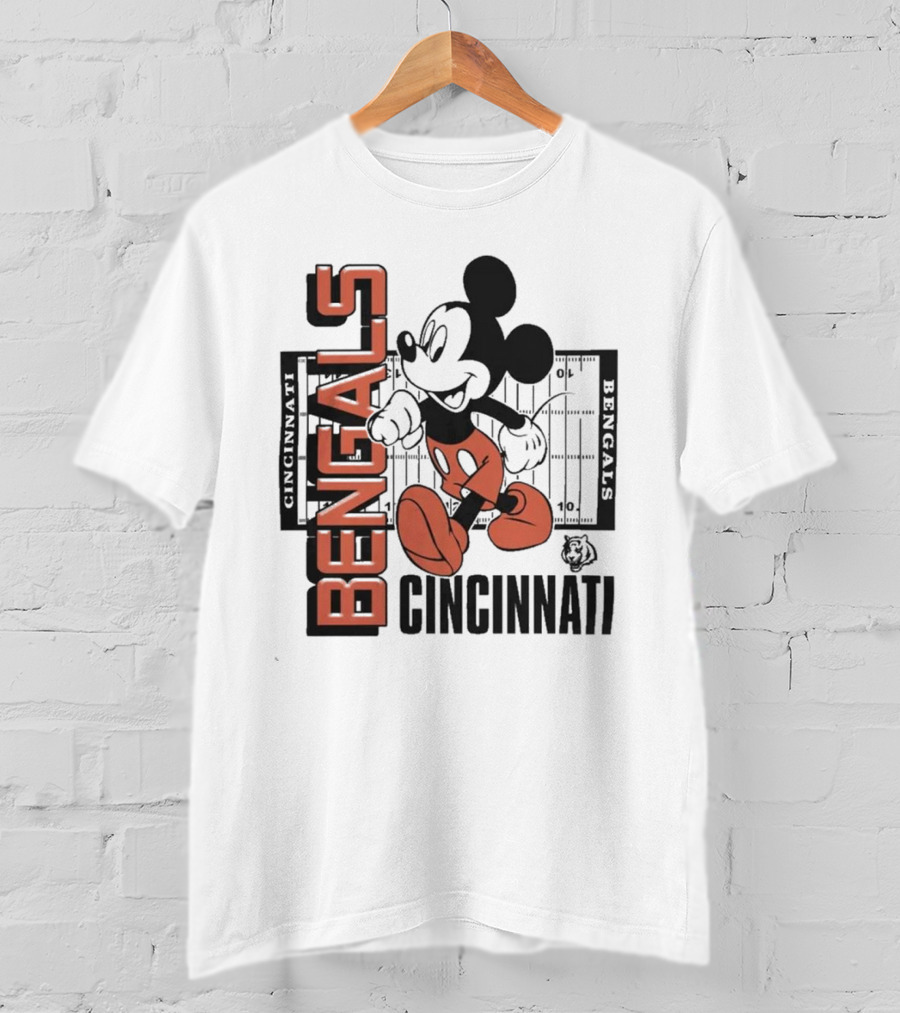 Junkfood X NFL Bengals Mickey Cincinnati Football Field Vintage T-Shirt