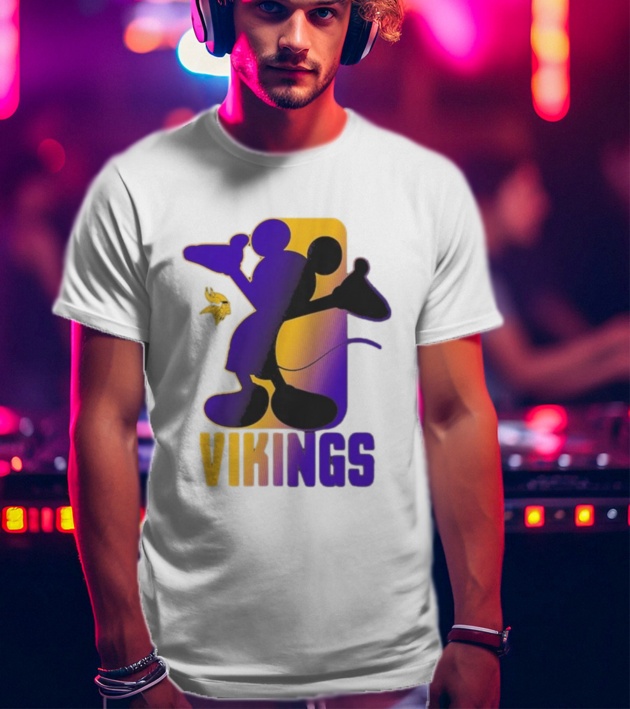 Mickey Mouse Vikings Minnesota Disney Cross Fade T-Shirt