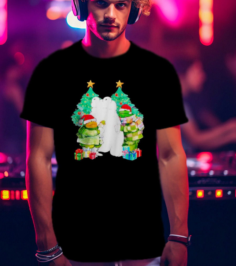Frog And Toad Christmas Trees Presents Holiday Scene T-Shirt