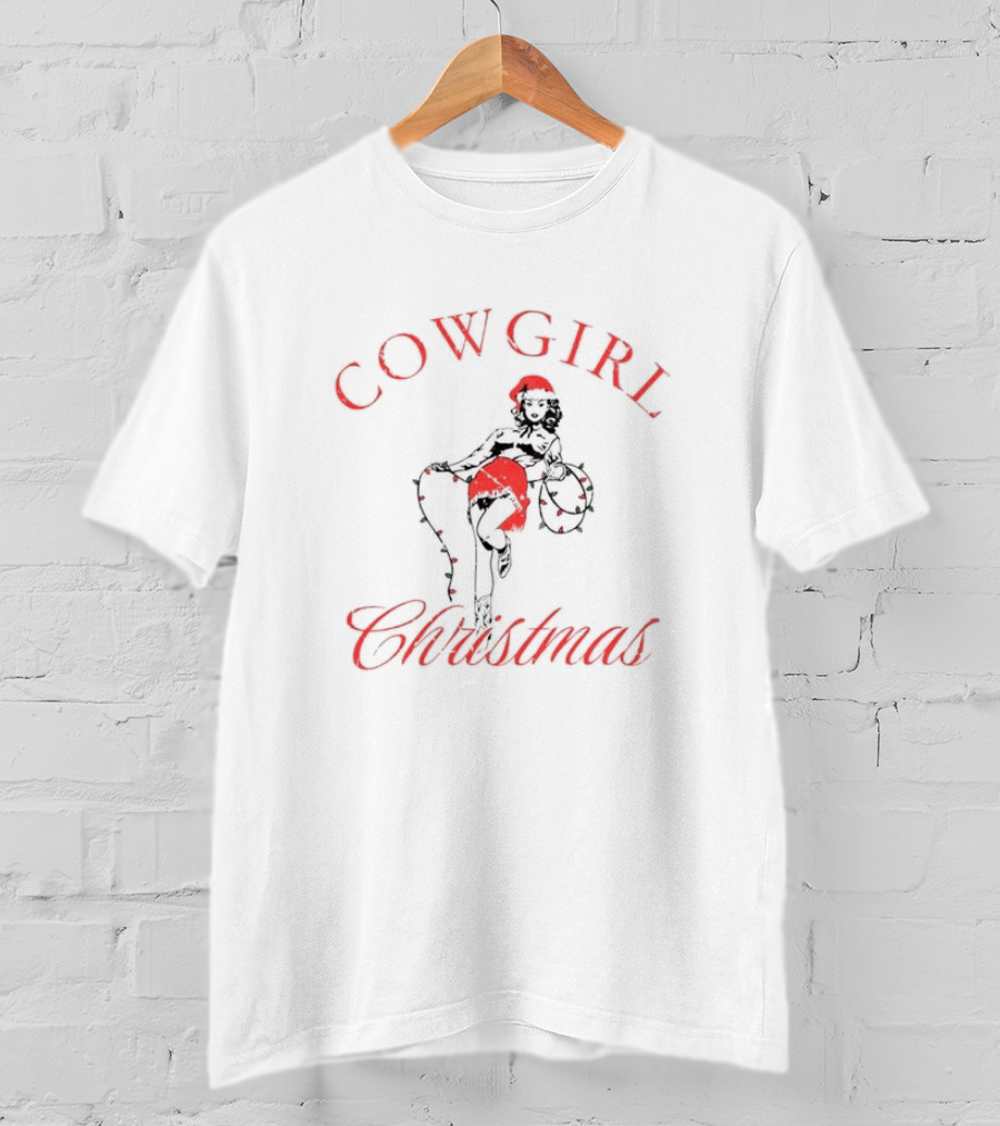 Cowgirl Christmas Santa Hat Festive Lights Retro Pin-Up T-Shirt