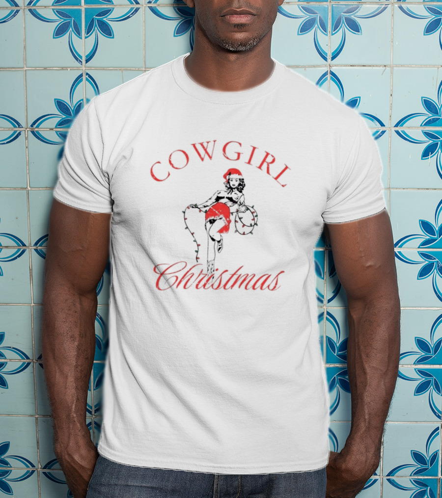 Cowgirl Christmas Santa Hat Festive Lights Retro Pin-Up T-Shirt