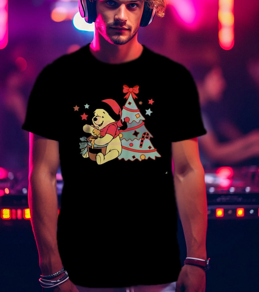 Winni The Pooh Bear Christmas Hunny Jar And Festive Tree T-Shirt