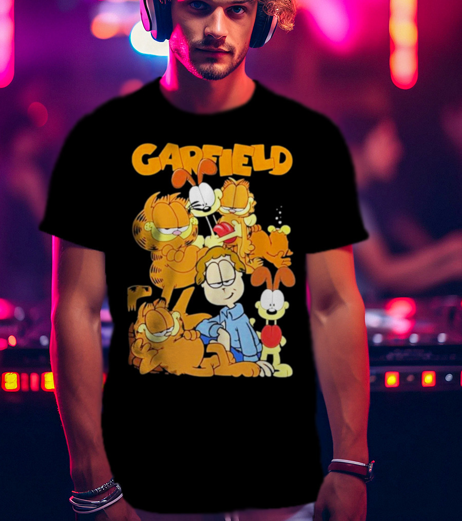 Garfield And Friends Group Character T-Shirt
