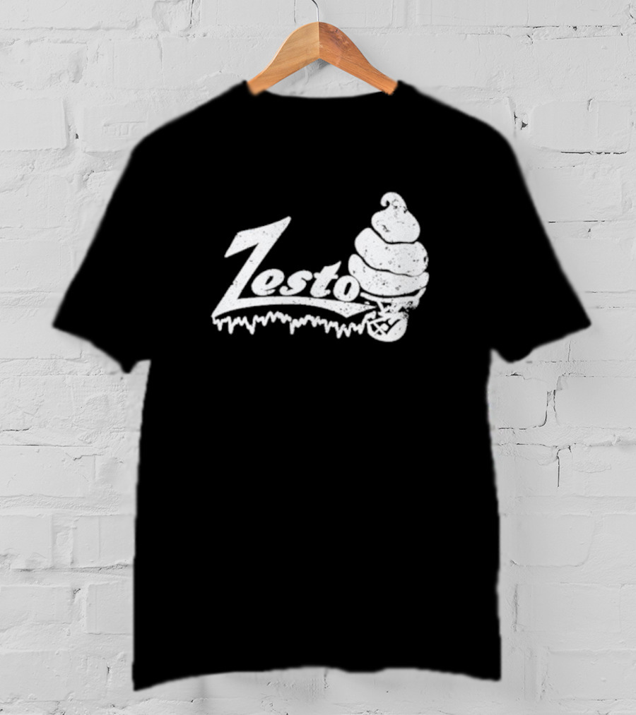 Zesto Ice Cream Drive In Restaurant Vintage T-Shirt