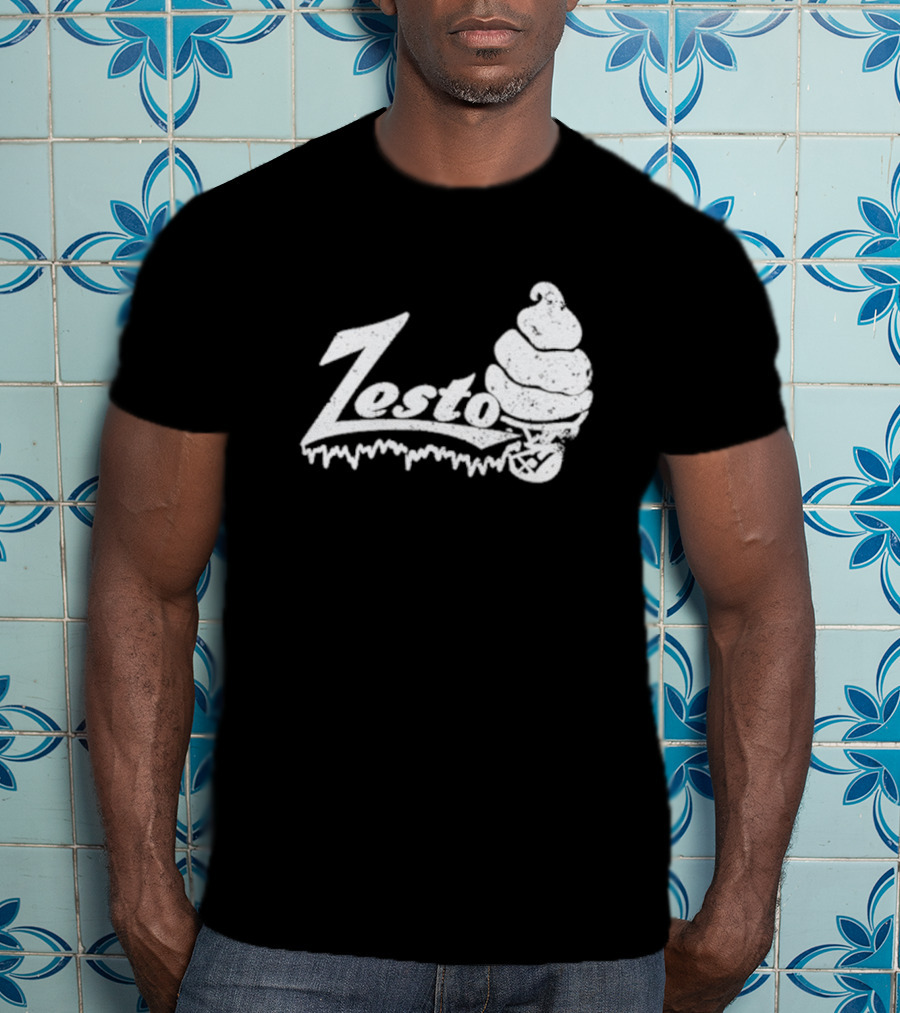 Zesto Ice Cream Drive In Restaurant Vintage T-Shirt