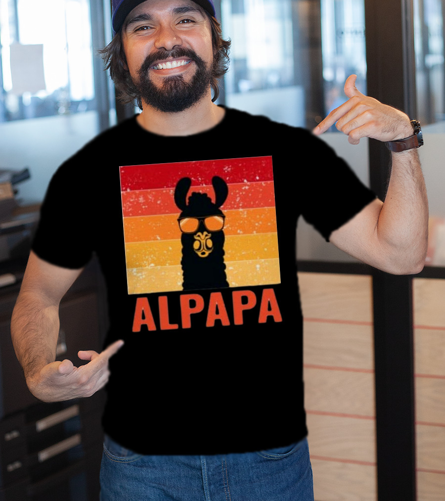 Alpapa Llamafathers Day Vintage Groovy T-Shirt