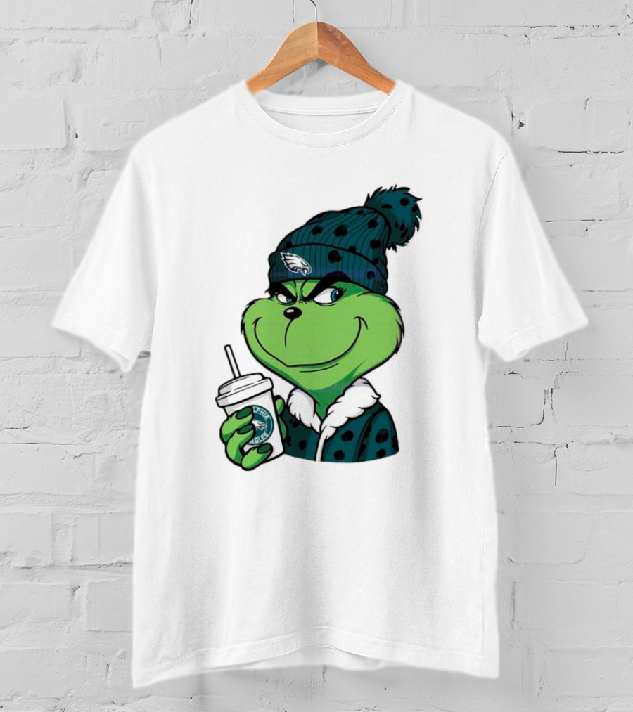 Grinch Holding Cup Wearing Philadelphia Eagles Beanie T-Shirt