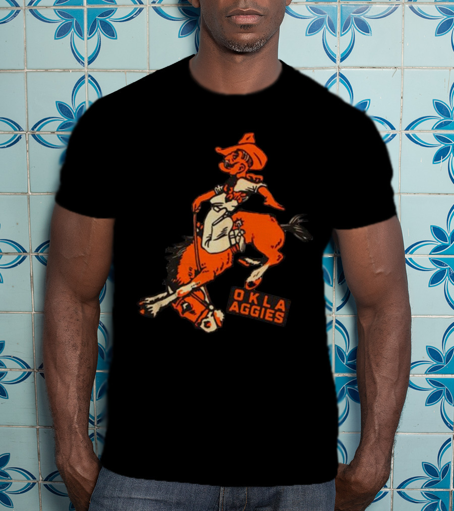 Oklahoma State Okla Aggies Cowboy Riding Horse T-Shirt