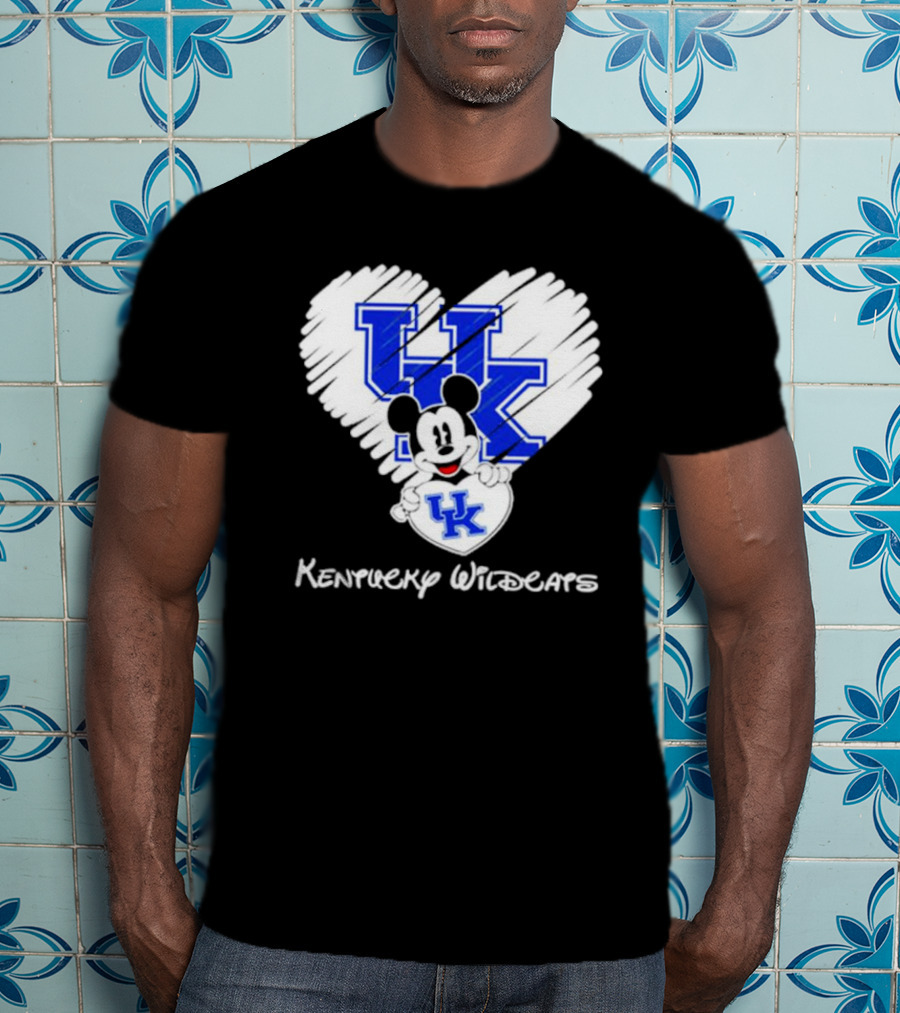 Kentucky Wildcats Heart With Mickey Mouse UK T-Shirt