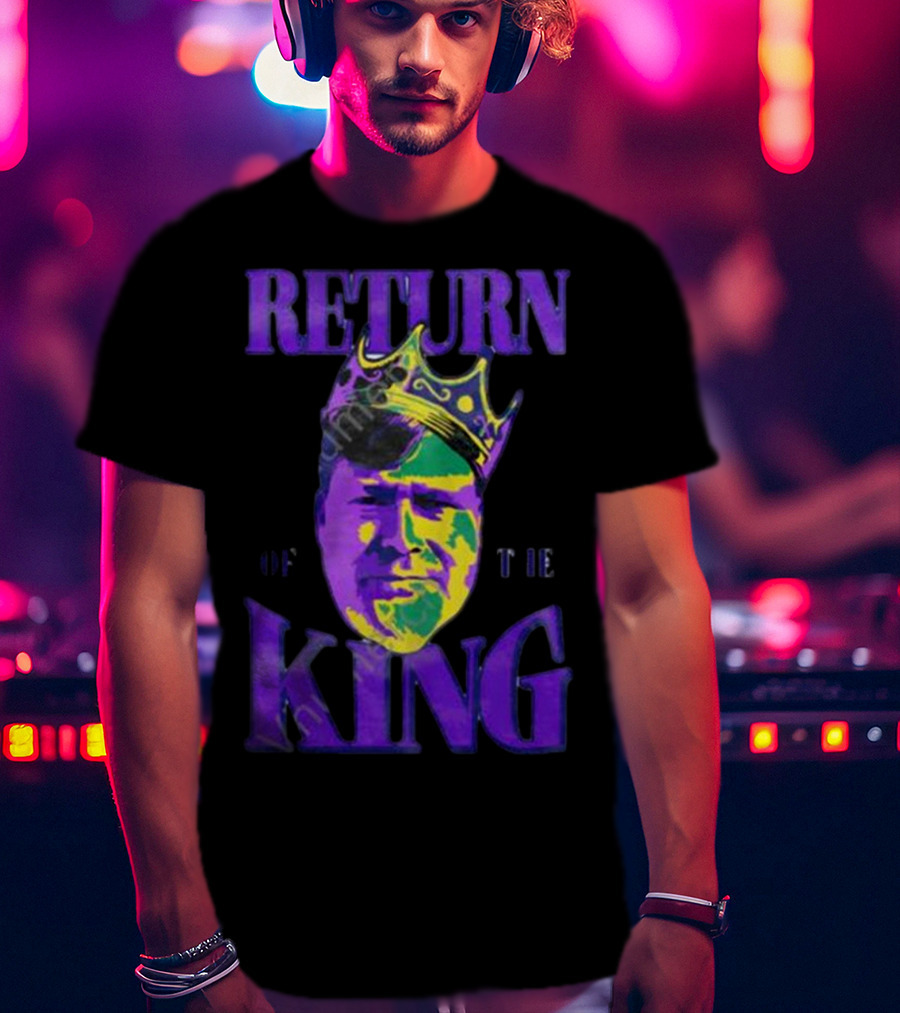 Mintzy Return Of The King Vibrant Portrait With Crown T-Shirt