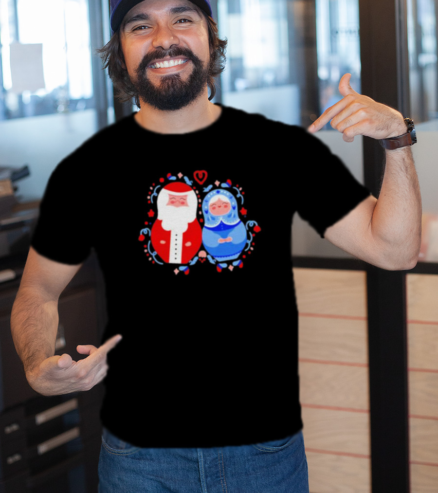 Christmas Mamushkas Santa Claus And Snow Maiden Nesting Dolls T-Shirt