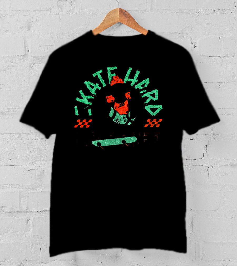 SKATE HARD LIVE FREE Skull Skateboard T-Shirt