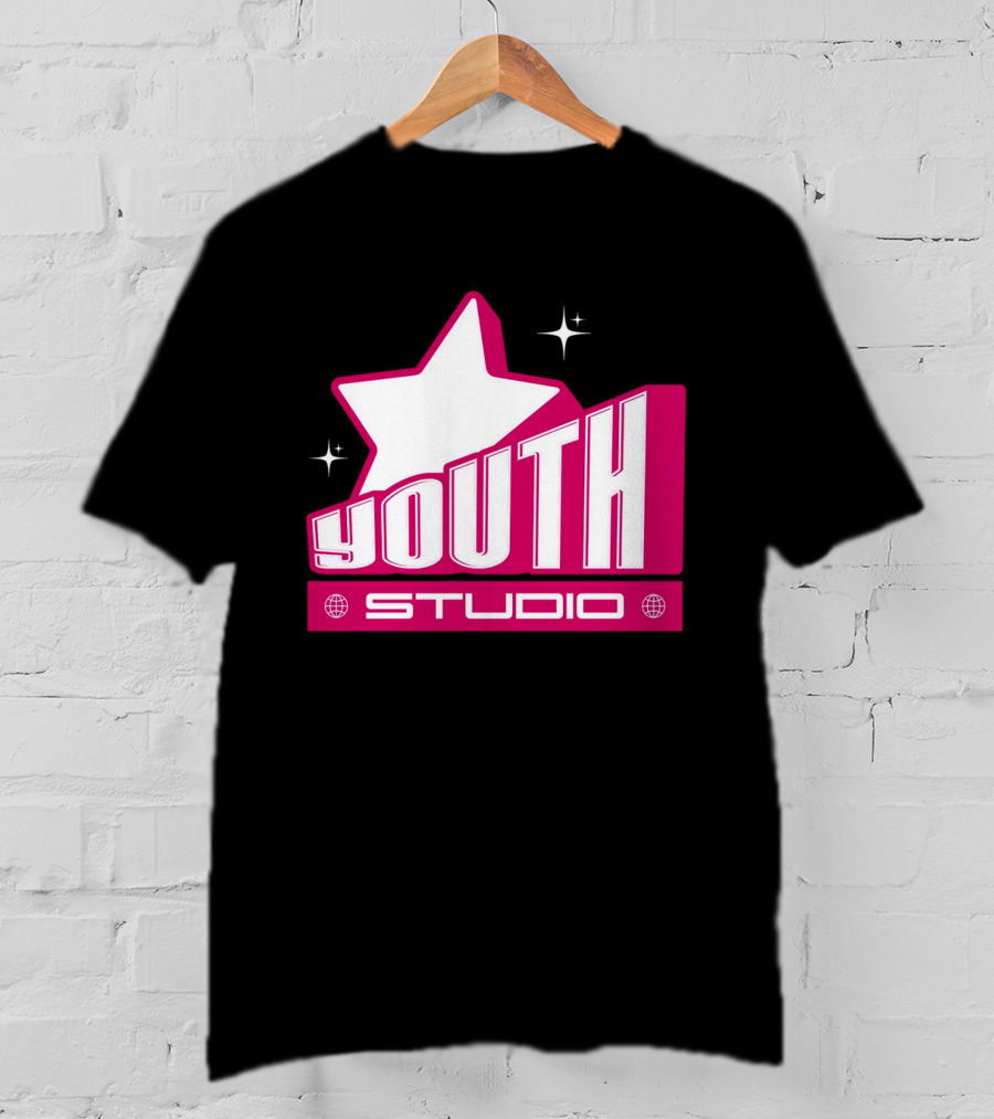 Youth Studio Magenta Y2k Streetwear T-Shirt