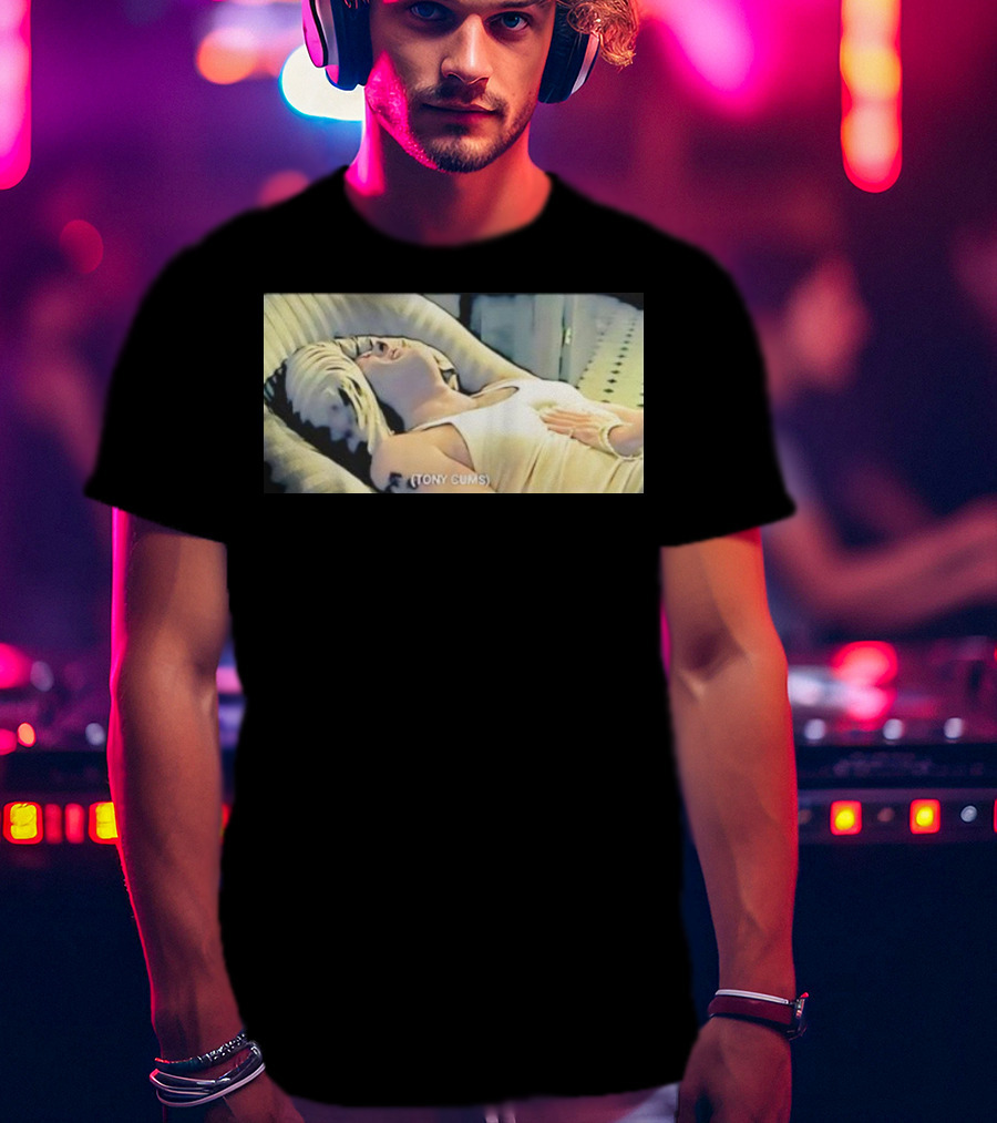Tony Cums Retro Vintage Scene T-Shirt