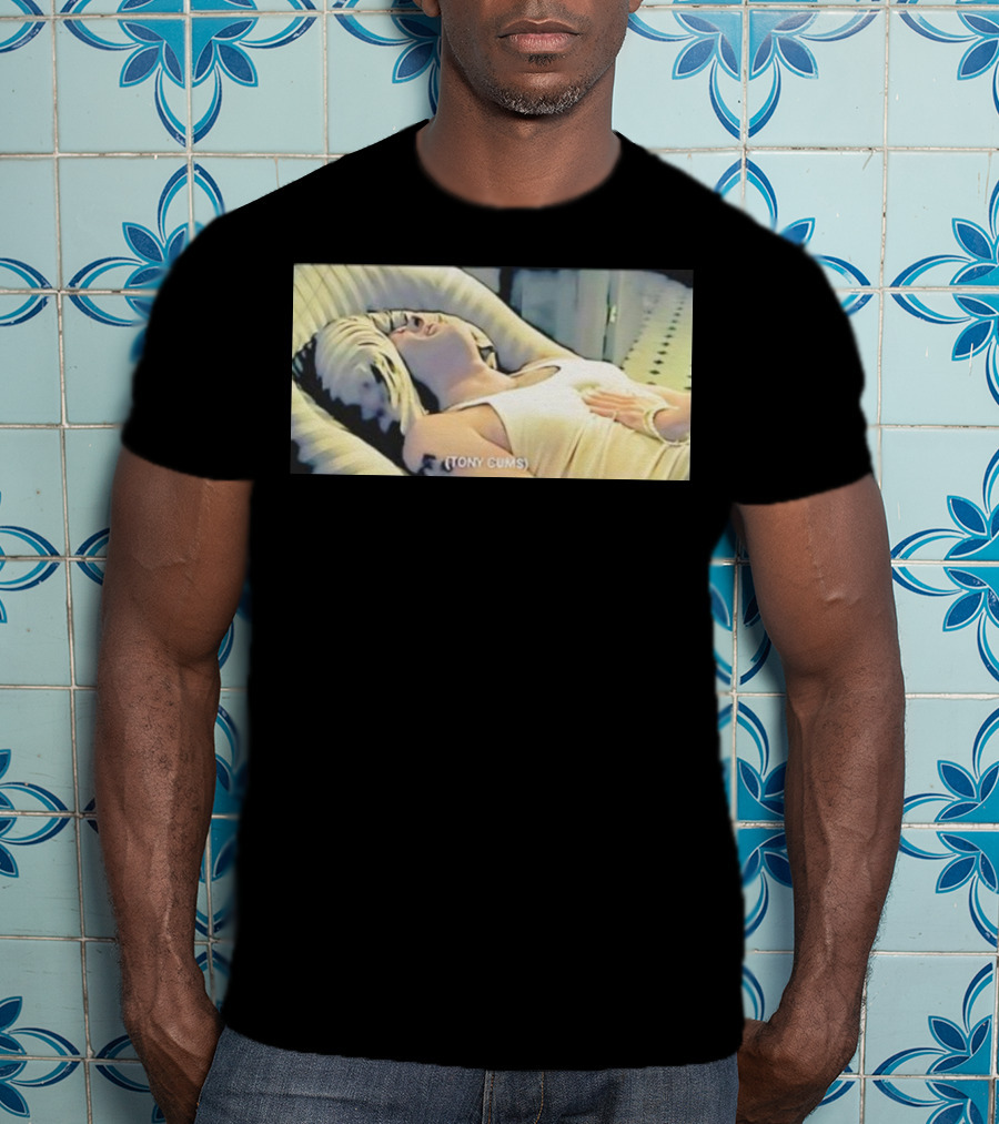 Tony Cums Retro Vintage Scene T-Shirt
