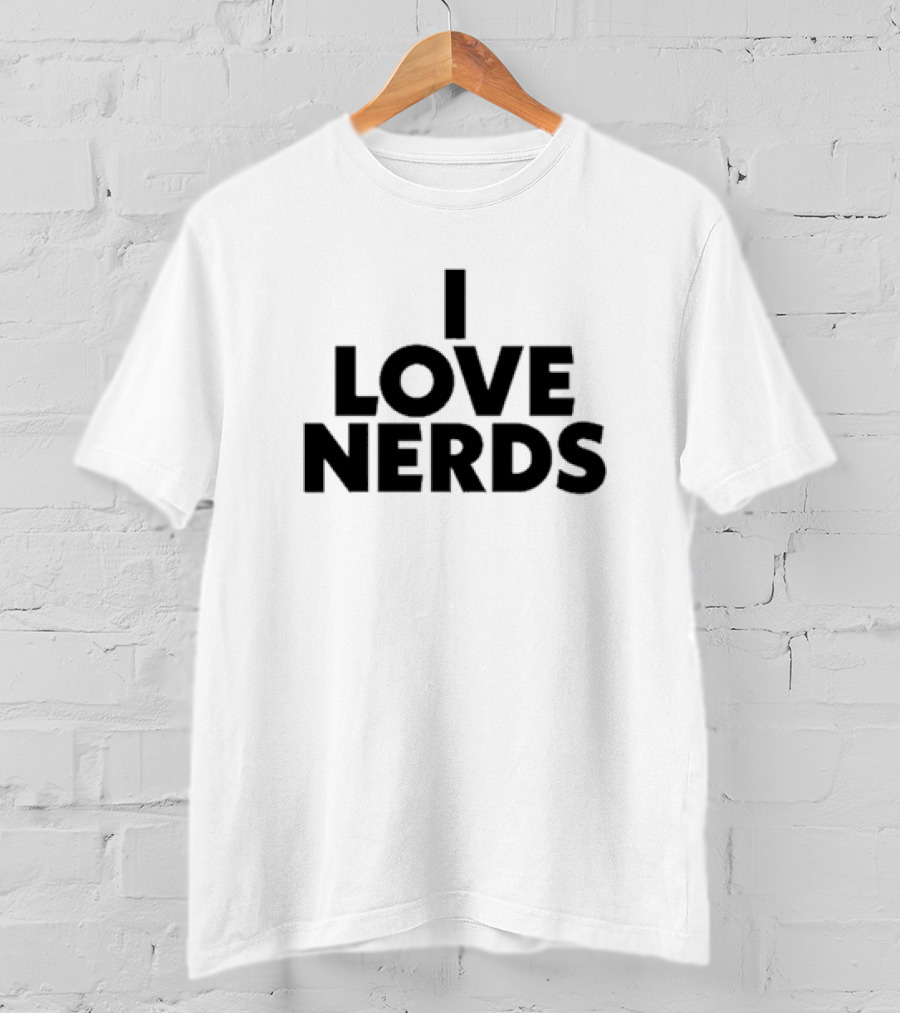 I Love Nerds Kim Kardashian Wearing T-Shirt