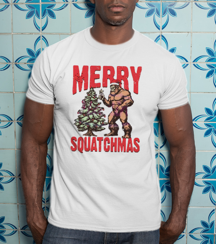 Merry Squatchmas Bigfoot Santa Hat Christmas Tree T-Shirt