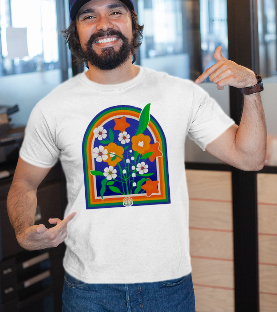 Critical Role Hope Blooms Floral Design Rainbow Border Blossoms T-Shirt