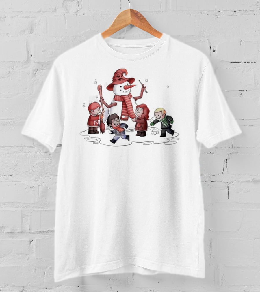 Young Wizard Students Building Snowman In House-Themed Scarves And Hats T-Shirt