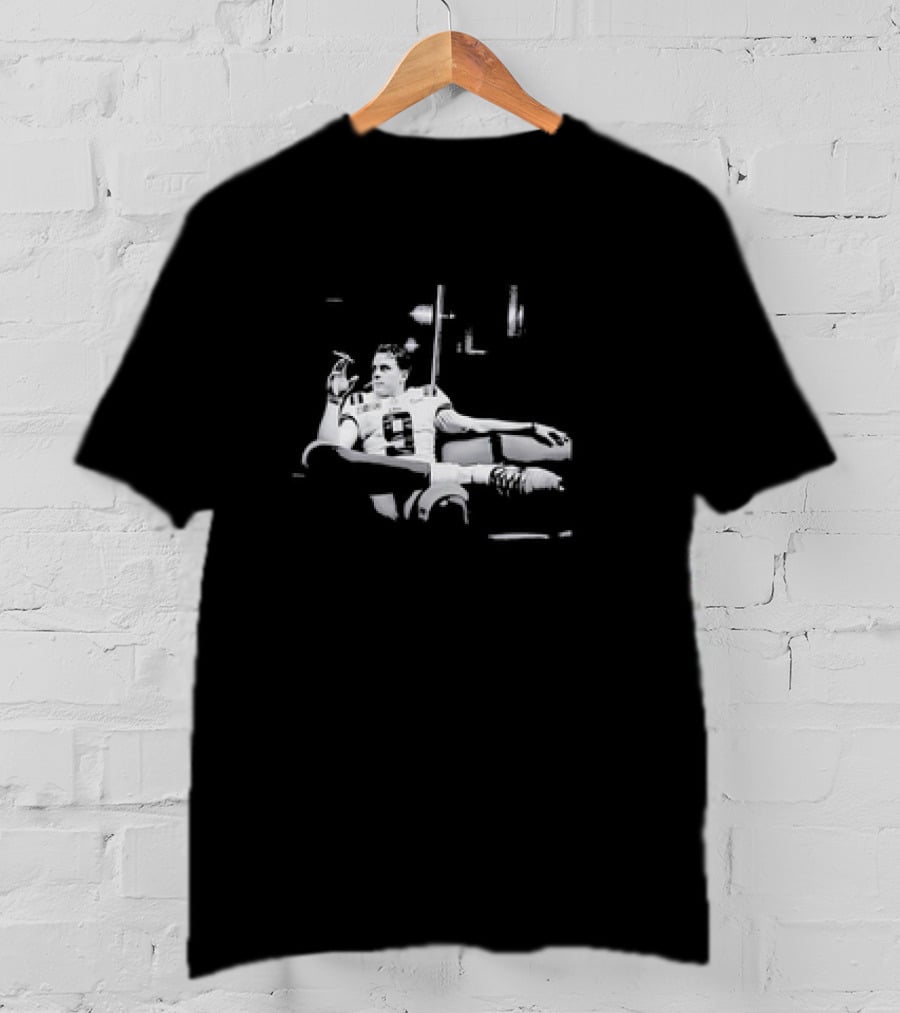 Joe Burrow Cincinnati Bengals Football Retro Photo Smoking Lounge Pose T-Shirt