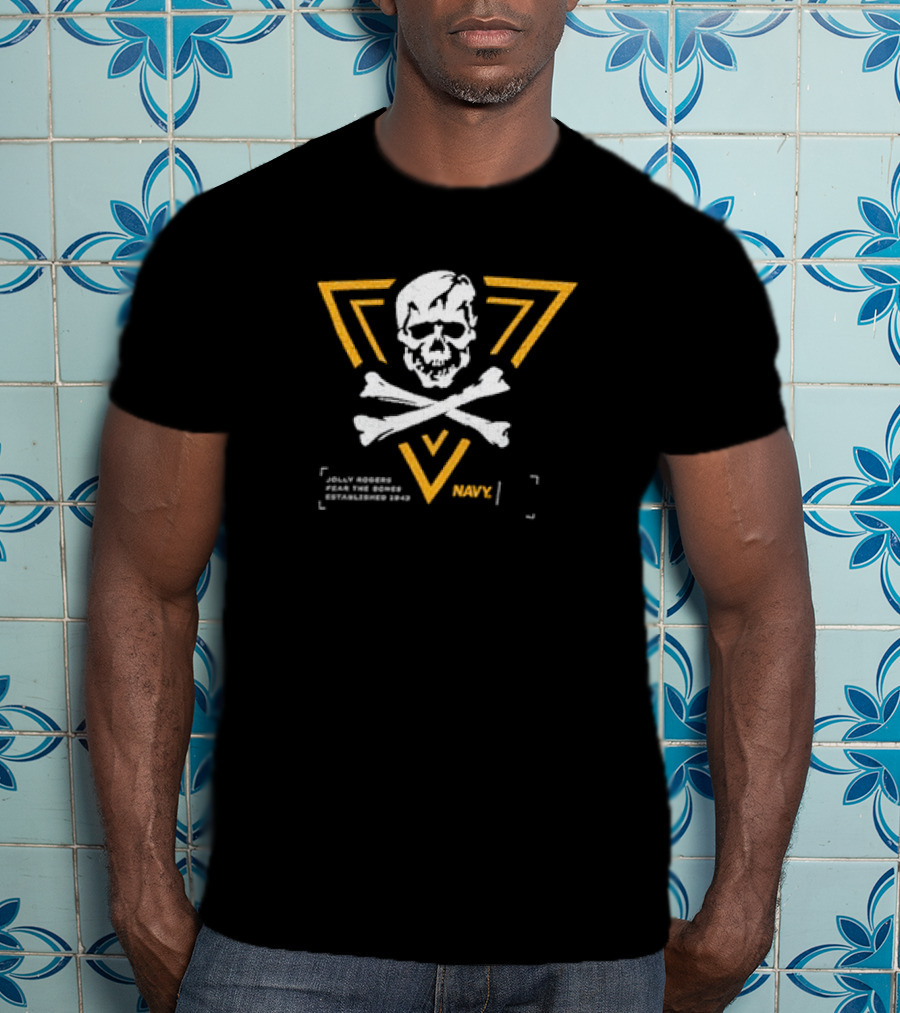Navy Midshipmen Jolly Rogers Fear The Bones Established 1843 T-Shirt