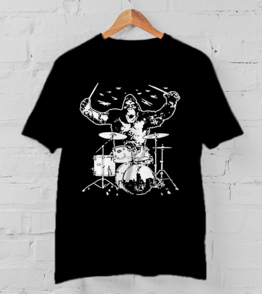 Gorilla King Kong Iconic Drumming Scene With Helicopters And City Skyline T-Shirt