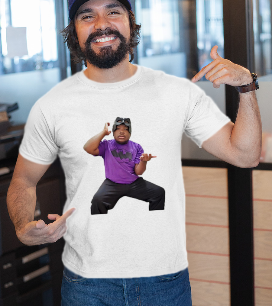 Darius Tiktok Autism Irisa Classic Batman Mask And Pose T-Shirt