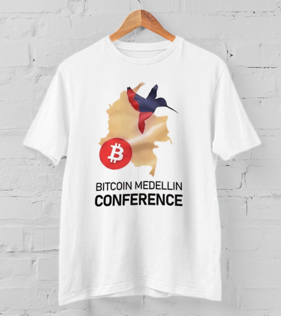 Bitcoin Medellin Conference Colombia Map Hummingbird T-Shirt