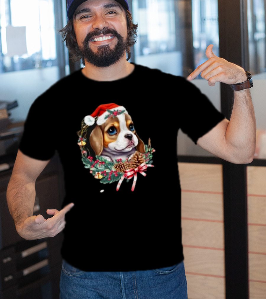 Christmas Beagle With Santa Hat And Holiday Wreath T-Shirt