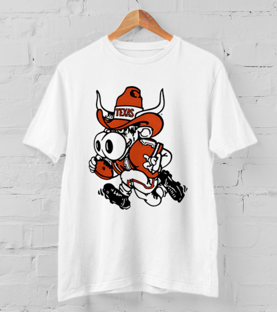 Bevo Texas Longhorn Football Mascot Running Cowboy Hat T-Shirt