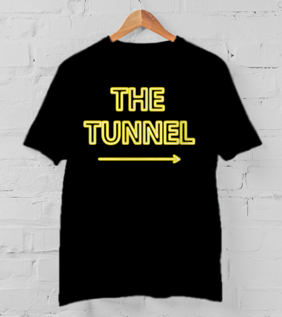 THE TUNNEL Arrow Neon Text T-Shirt