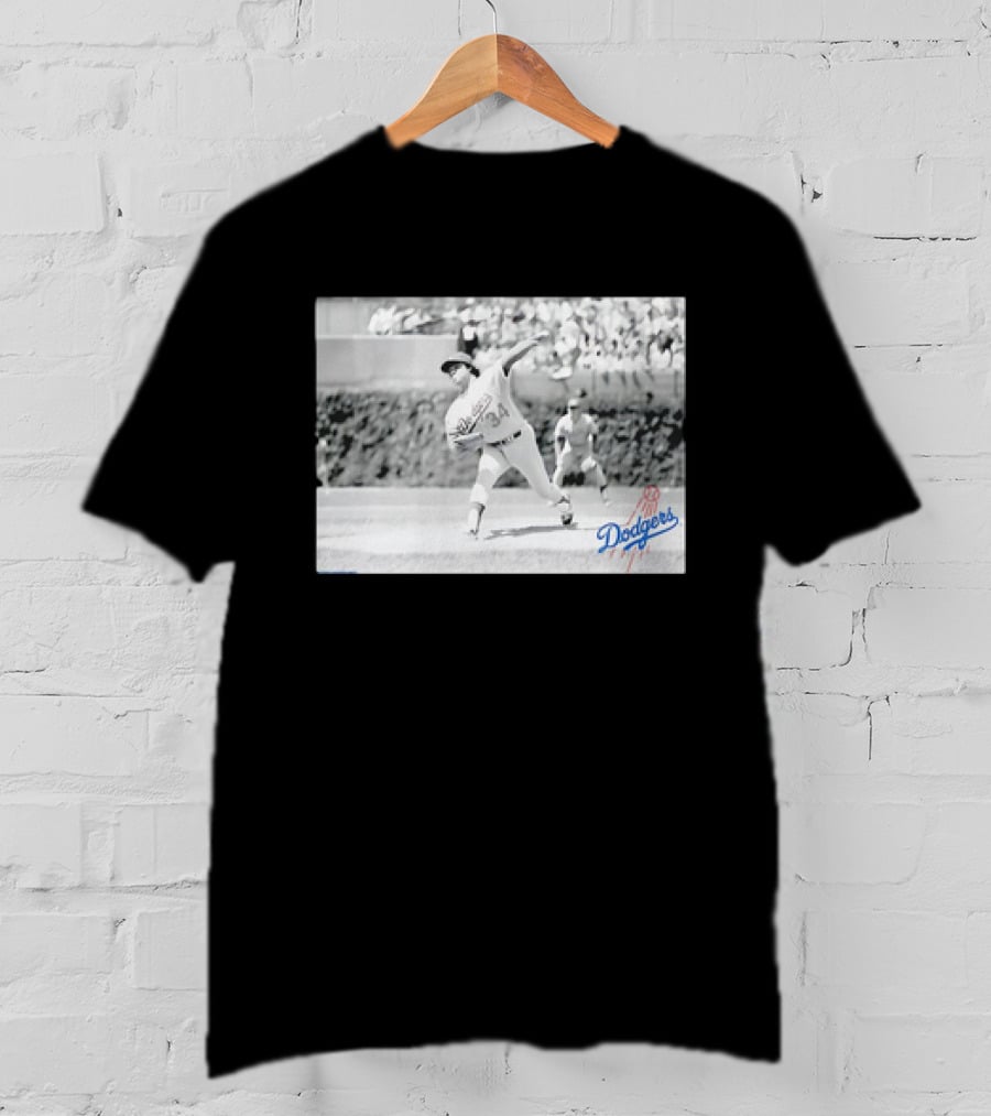 Fernando Valenzuela Los Angeles Dodgers Vintage Black And White Photo 34 T-Shirt
