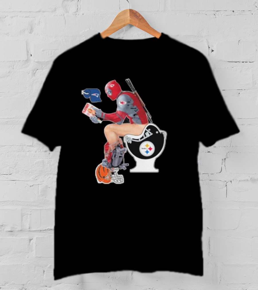 Deadpool On Toilet With Pittsburgh Steelers Bowl And Other NFL Team Helmets Including Kansas City Chiefs And New England Patriots T-Shirt