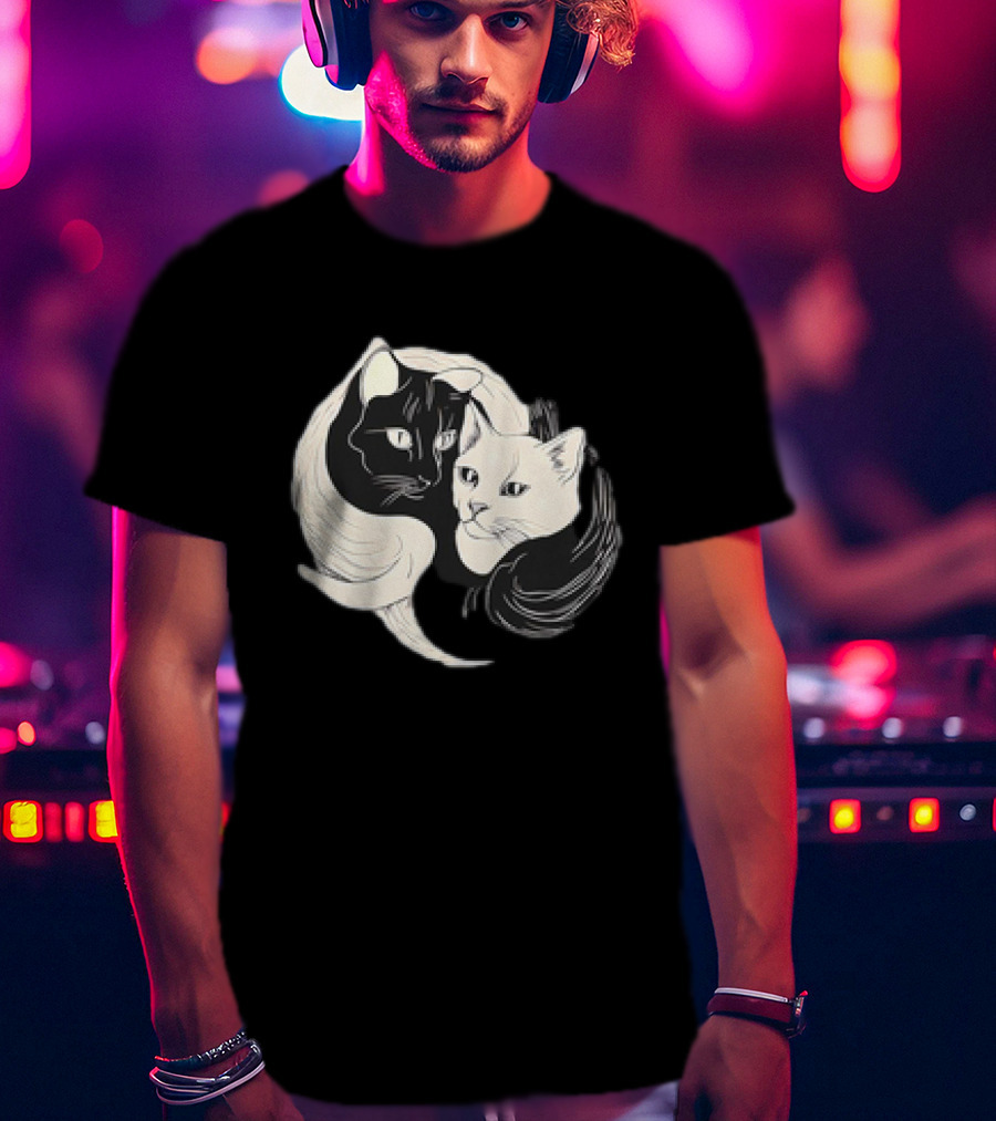 Yin Yang Cats Black And White Circle Harmony T-Shirt